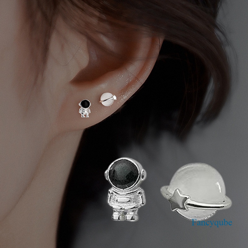 Kreatif Astronot Planet Asimetris Stud Earrings Untuk Wanita Spaceman Moon Mutiara Kelinci Zirkon Anting Tindik Telinga Perhiasan Hadiah