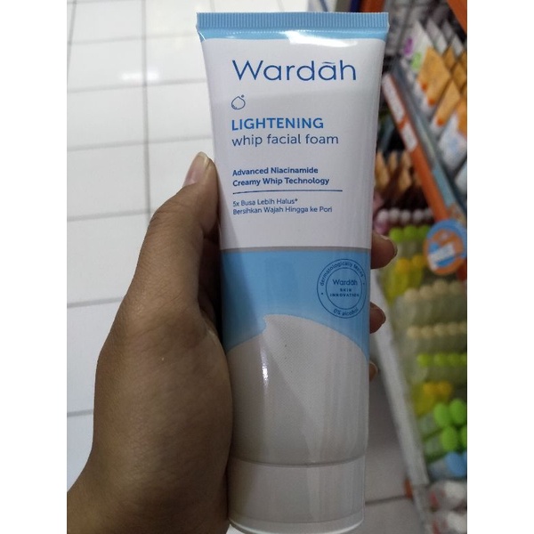 WARDAH LIGHTENING WHIP FACIAL FOAM 100