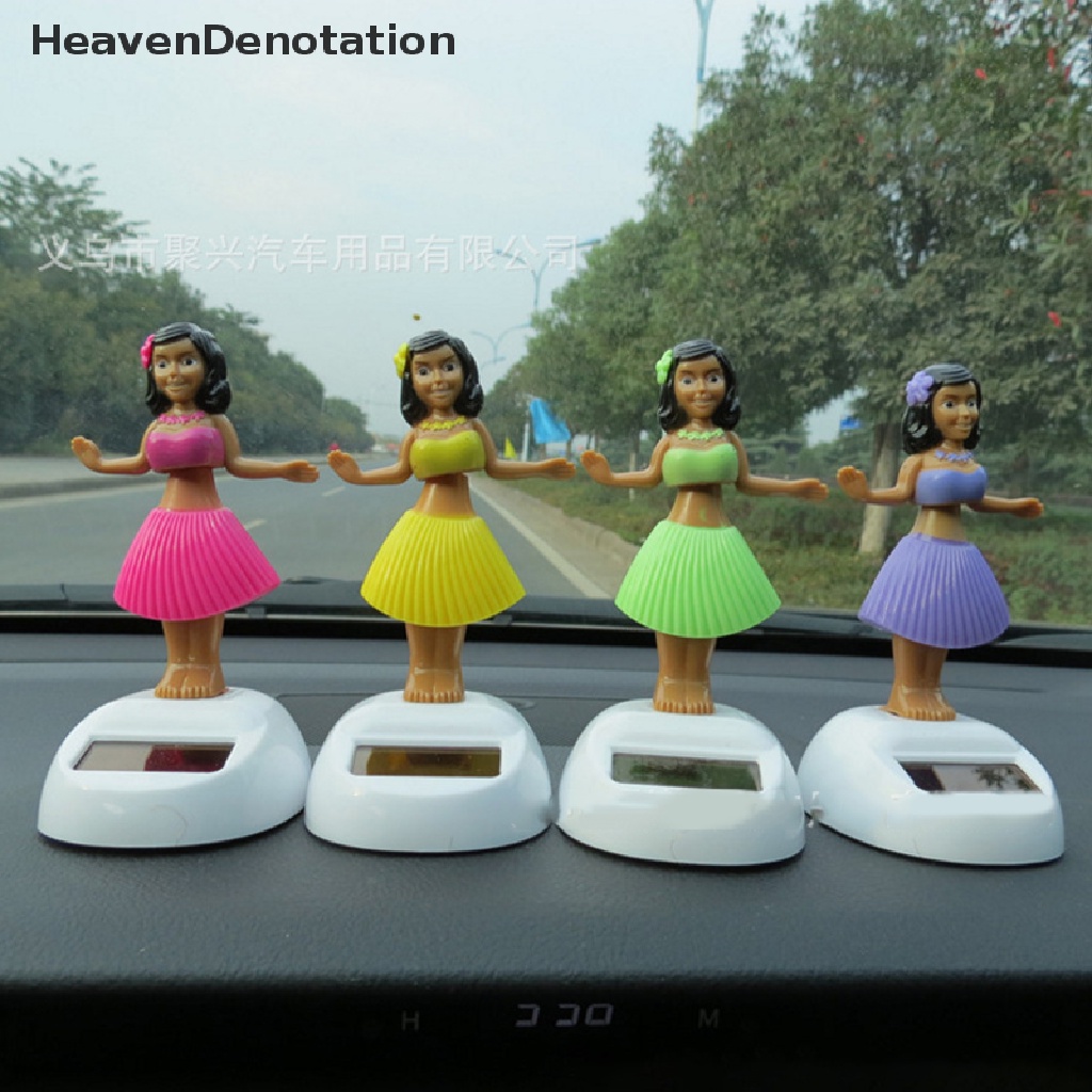 [HeavenDenotation] Ornamen Mobil Tenaga Surya Menari Berayun Mainan Gadis Dashboard Dekorasi Aksesoris Mobil HDV