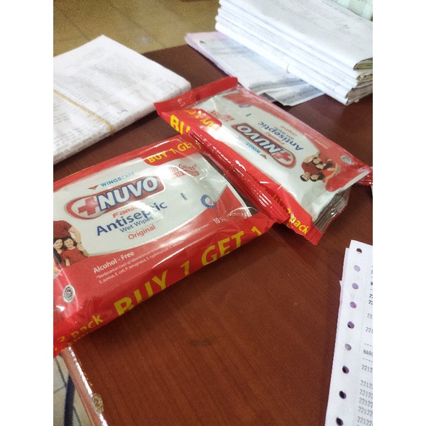 Nuvo wet wipes