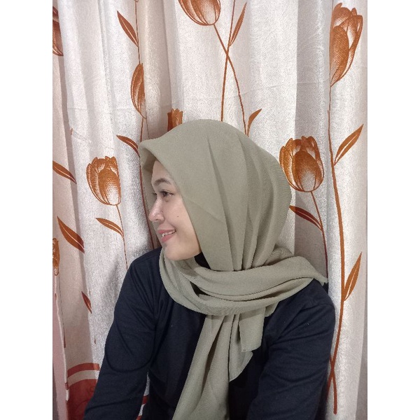 Basic scarf/plain hijab sage green