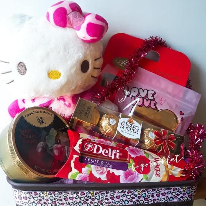 

Spesial Valentine Day Parcel Valentine Hello Kitty
