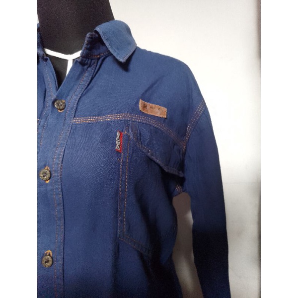 KEMEJA LEVIS DENIM NAVY (PRELOVED/BEKAS = LAYAK PAKAI) CEWEK ATAU COWOK