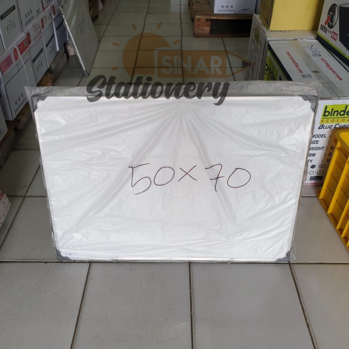 

BISA COD Papan whiteboard 50x70cm armada raya