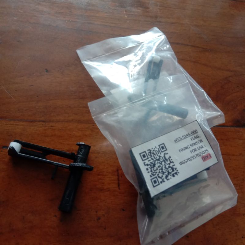 

Flag Fixing Inlet Sensor Fotocopy iRA 6055/6065/6255/6275