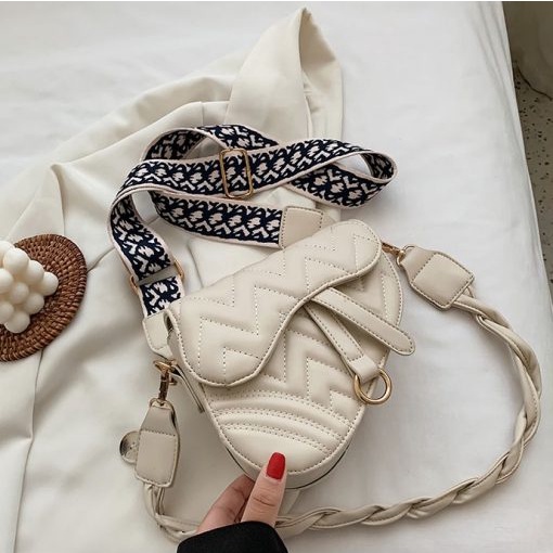 3 tas muat sekg LT2083 CR7350 GT1734 JT8350 BQ3507 Beige,Black Tas Terbaru 2022 Tas Selempang Wanita