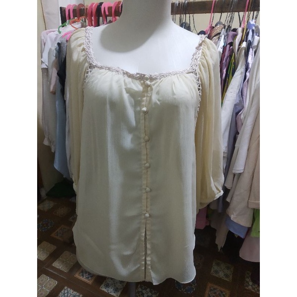 BLOUSE WANITA MODEL KALONG PRELOVED LIKE NEW