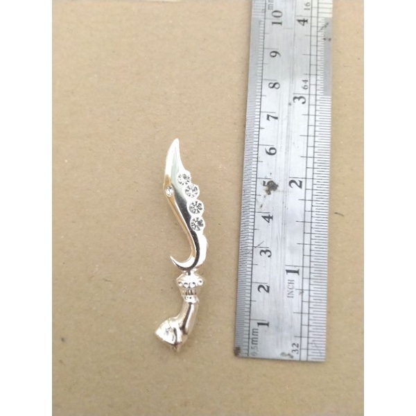 Bros Pin Kujang Silver Perak motif istimewa batu permata sintetis bahan Alloy Aksesoris hiasan tamba