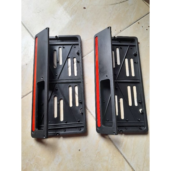 TEMPAT PLAT/COVER NOMOR MOTOR HARGA 1 PASANG+BAUT MOTIF LIST