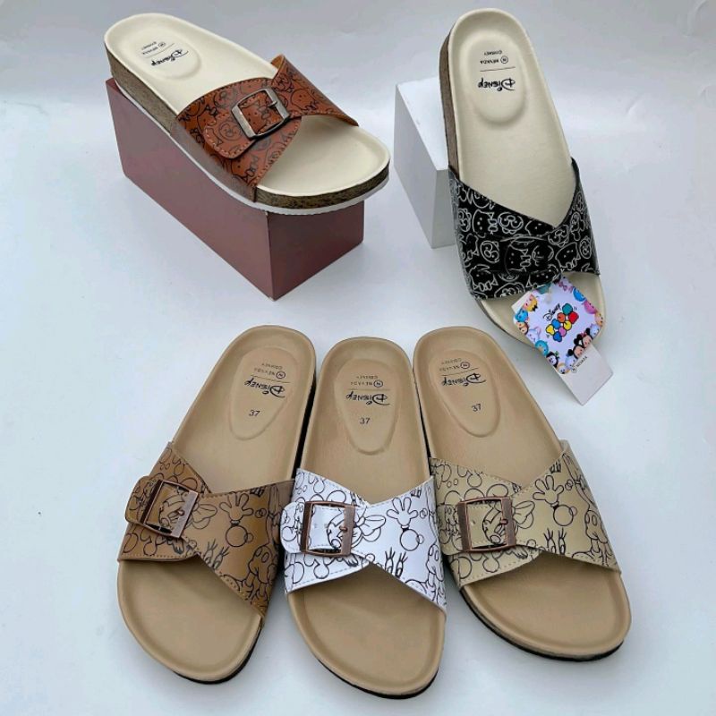 Sandal Wanita dewasa merek motif Disney Terbaru