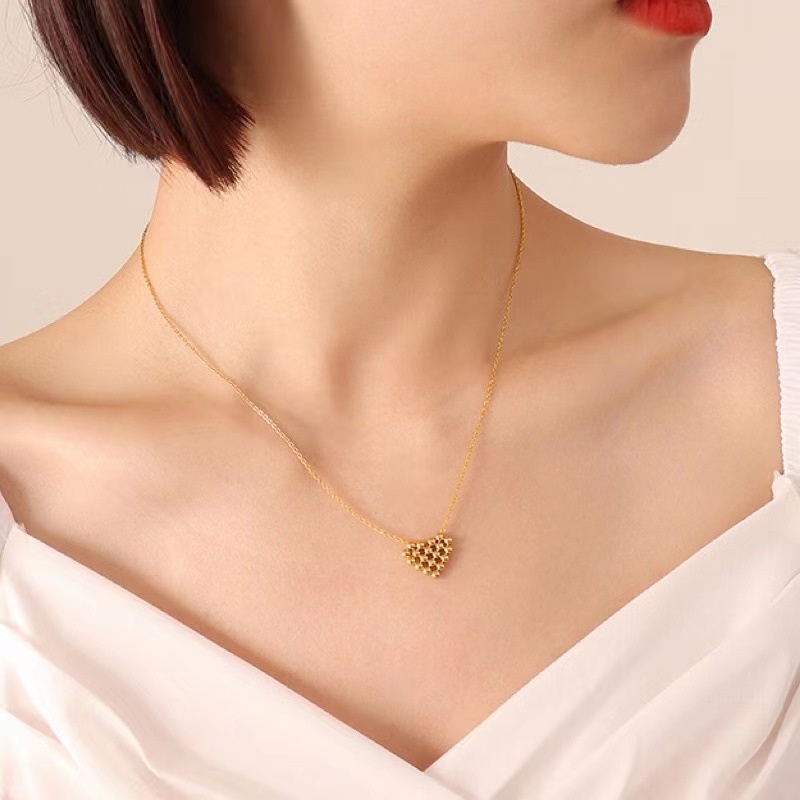 Kalung Rantai Klavikula Bahan Stainless Steel 18k Gold Desain Hati