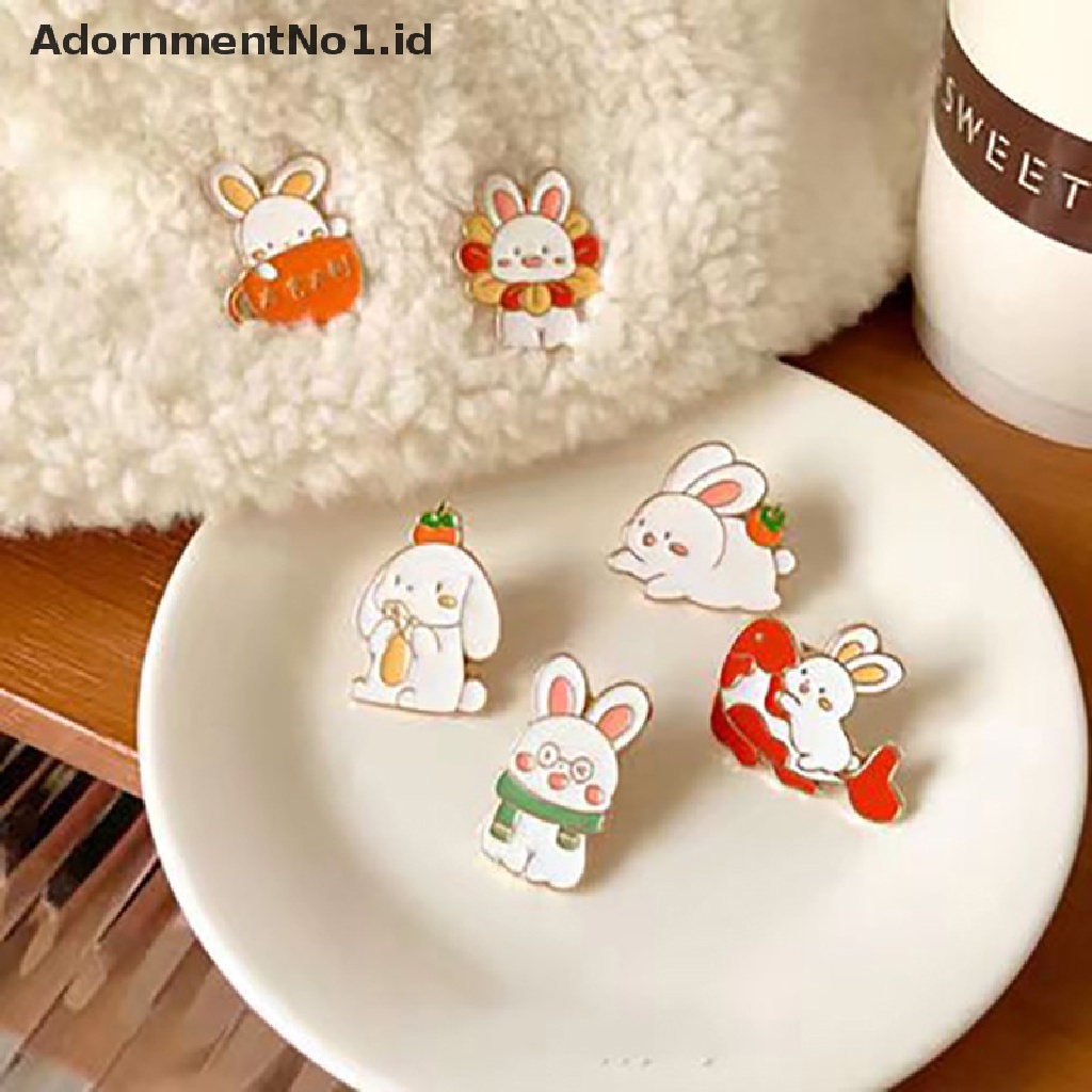 [AdornmentNo1] Lucu Tahun Baru Kelinci Enamel Bros Kartun Beruntung Merah Ikan Gurame Wortel Bunga Bunny Year Badge Pakaian Lapel Pin Hadiah Perhiasan [ID]