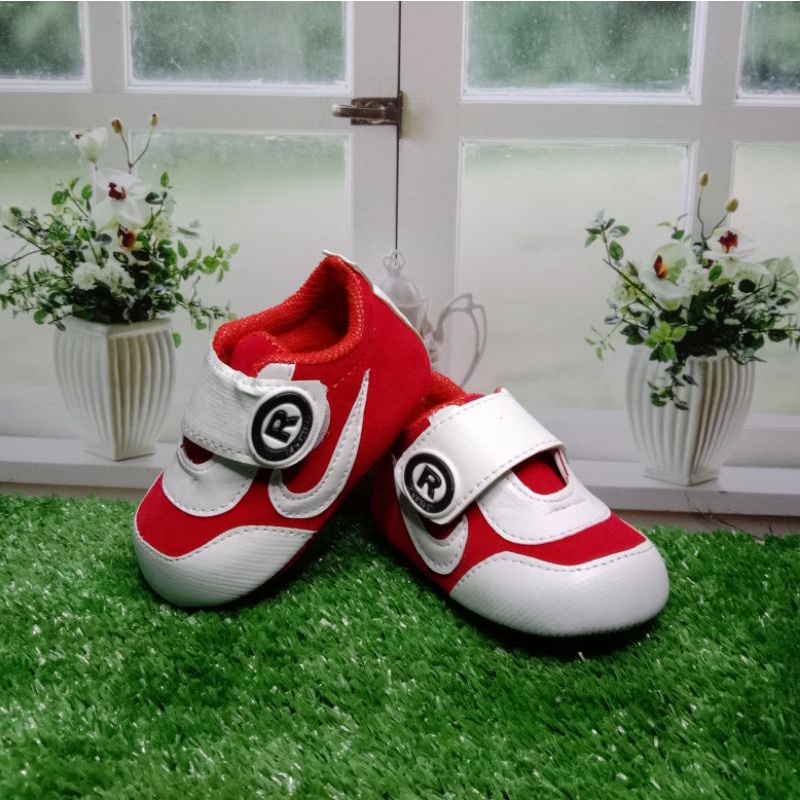 SEPATU BAYI PREEWALKER ANAK PEREMPUAN USIA 0-12 BULAN NK / SEPATU BAYI MURAH