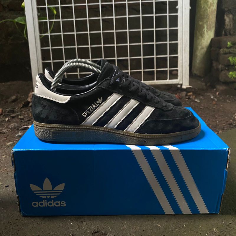 Adidas Spezial