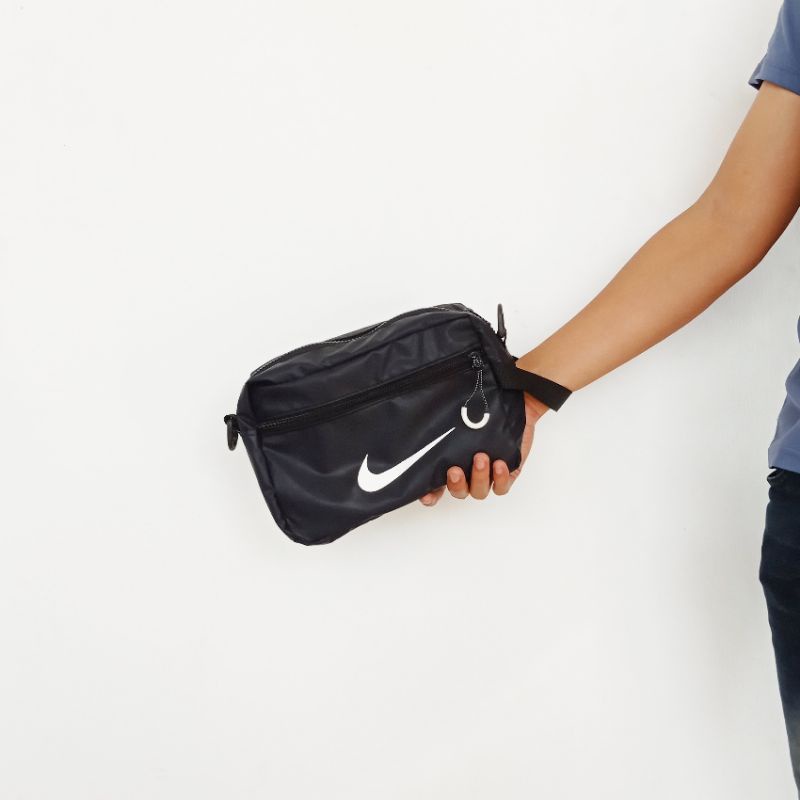tas selempang / handbag Nike