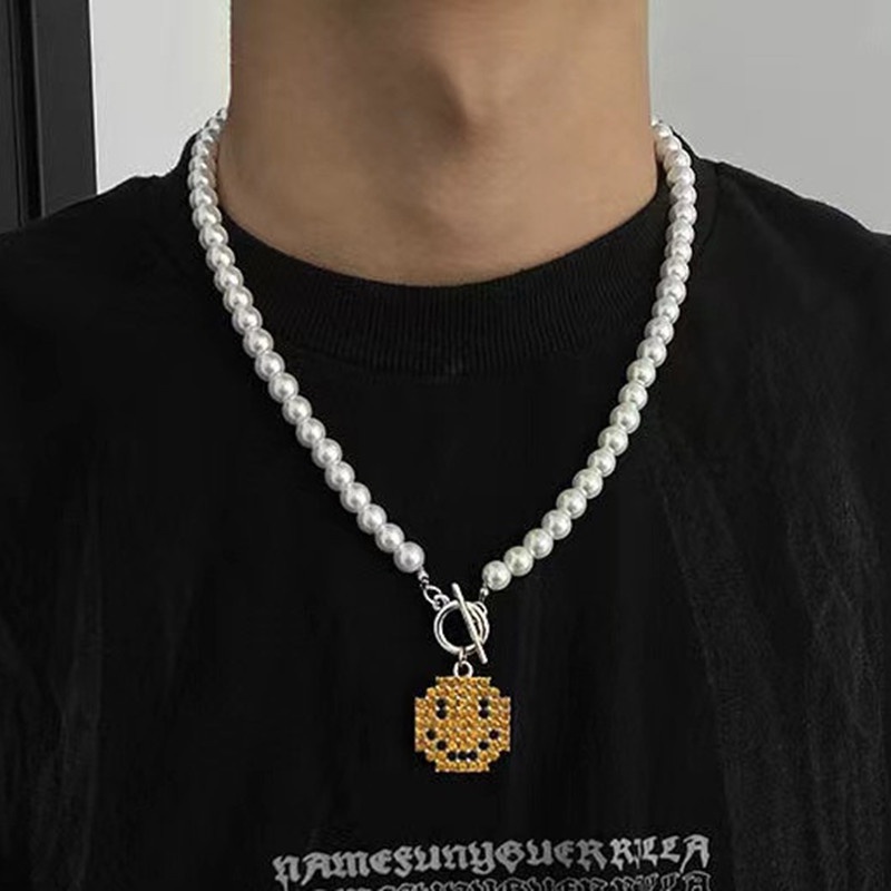 Korea Jalan Hip Hop Sederhana Wajah Tersenyum Liontin Kalung Mutiara OT Gesper Rantai