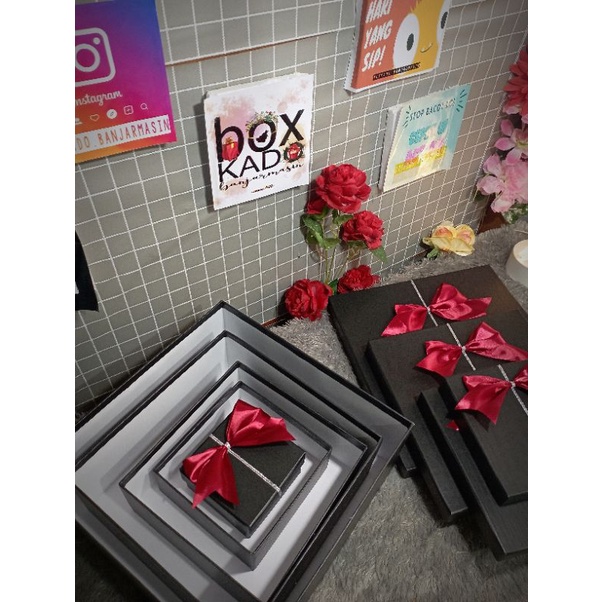 

BOX KADO ISI 5pc Pita Merah Dasi by Box Kado Banjarmasin