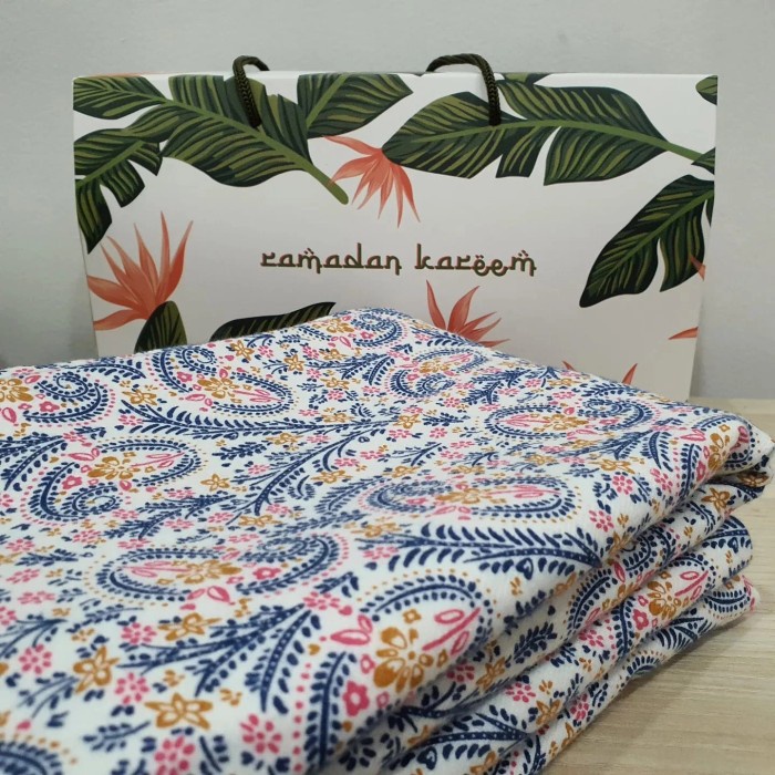 

Parsel Lebaran Selimut Dewasa Ourfabricstory - daun