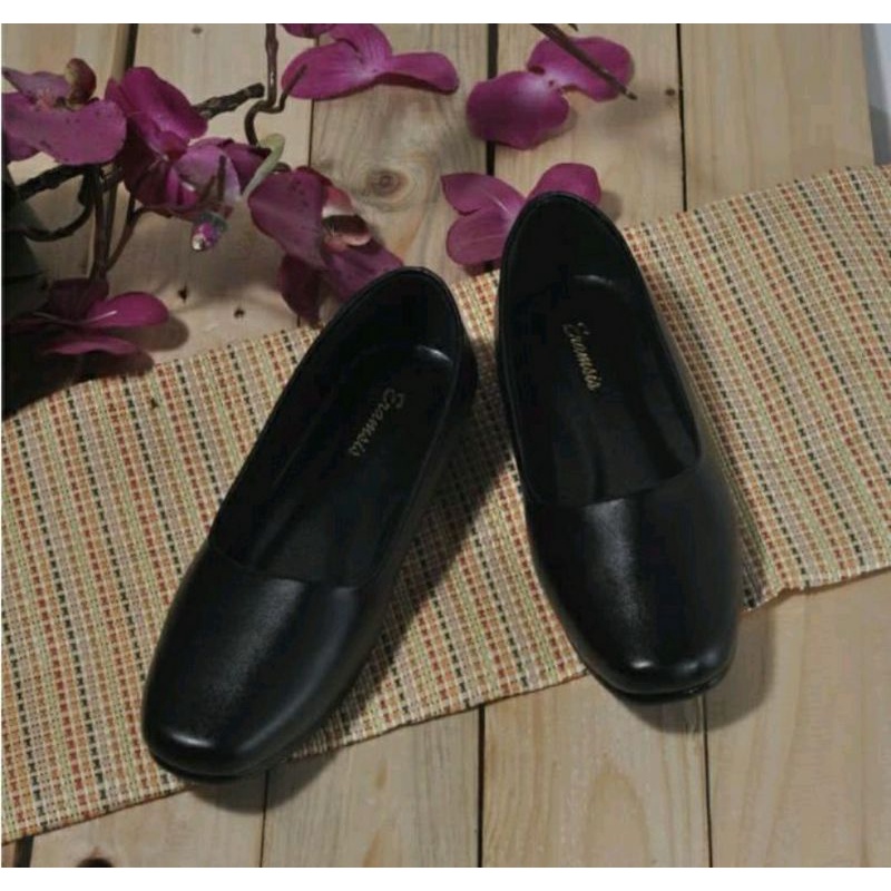 Sepatu Flatshoes Big Size 41-45 / Sepatu Flat Balet Kulit Putih Ukuran Jumbo Besar / Perawat Bidan Dokter, 44