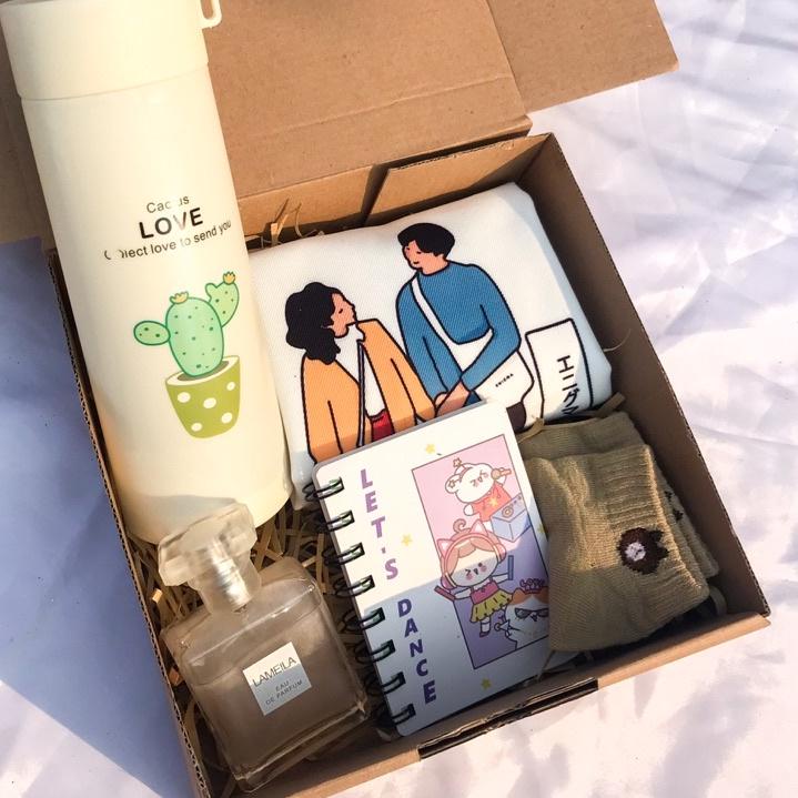 

➨ GIFT BOX TOTE BAG / KADO CEWEK / KADO PACAR / KADO WISUDA / HAMPERS TOTEBAG BOTOL MINUM HADIAH ➽