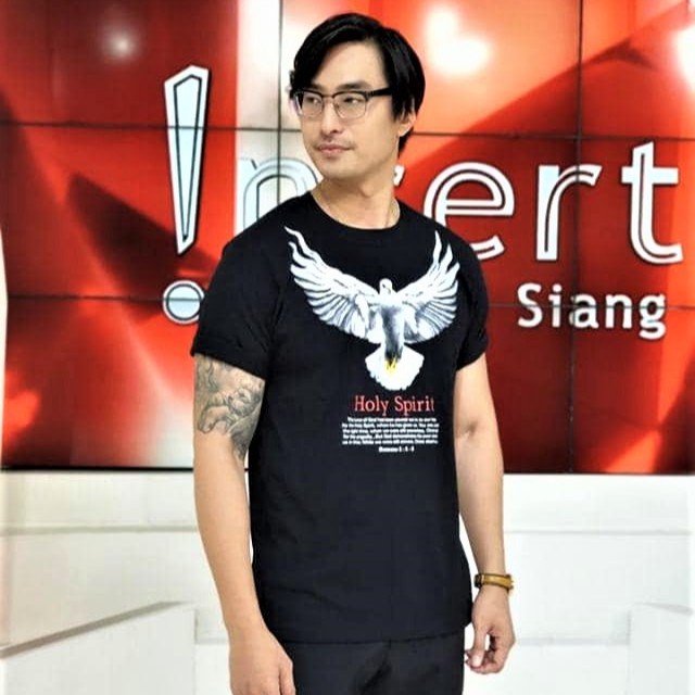 Kaos Sablon Kaos Pria dan Wanita Dewasa Oblong Katun Sablon Rohani Katolik Kristen Merpati Roh Kudus