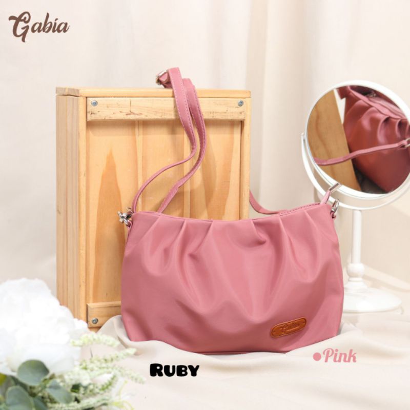 TAS SELEMPANG RUBY BY GABIA BAHAN CHOCOLY ANTI AIR WATERPRPOOF PREMIUM