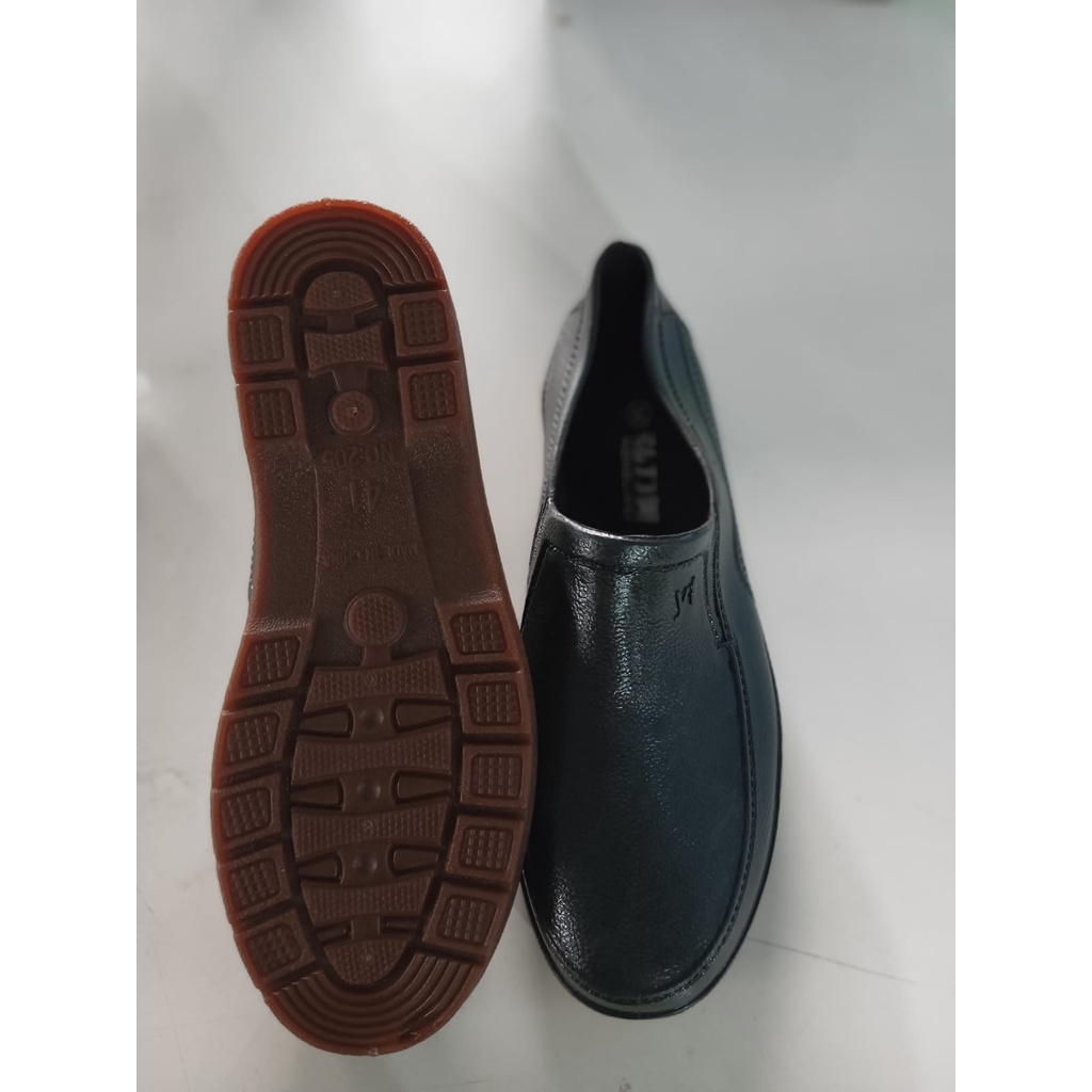 Sepatu Karet Kerja Pantofel Sepatu Kitchen Safety Anti Slip