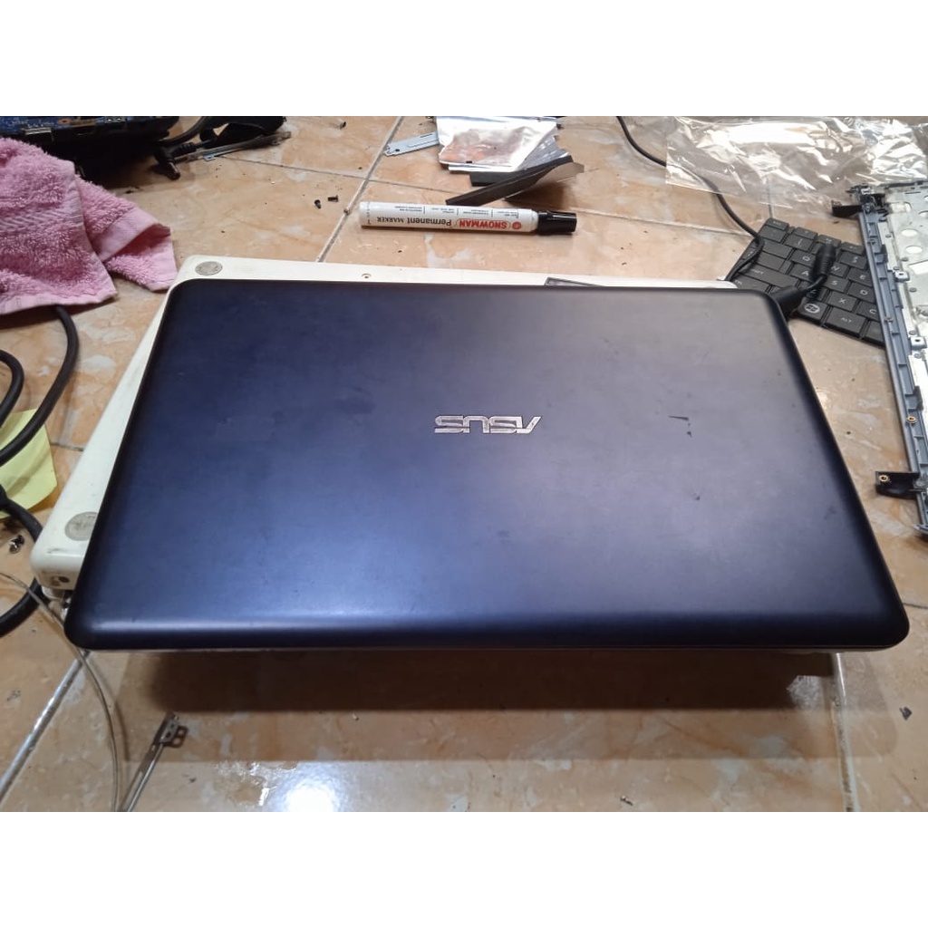 Casing Asus E202S Fullset