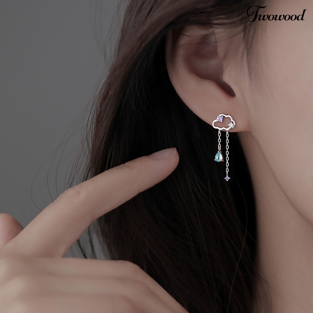 Twowood 1pasang Ear Studs Desain Simple Berkilau Semua Cocok Bebas Alergi Efek Visual Mengkilap Hias Alloy Fashion Lucu Asimetris Awan Stud Earrings Untuk Anak Perempuan