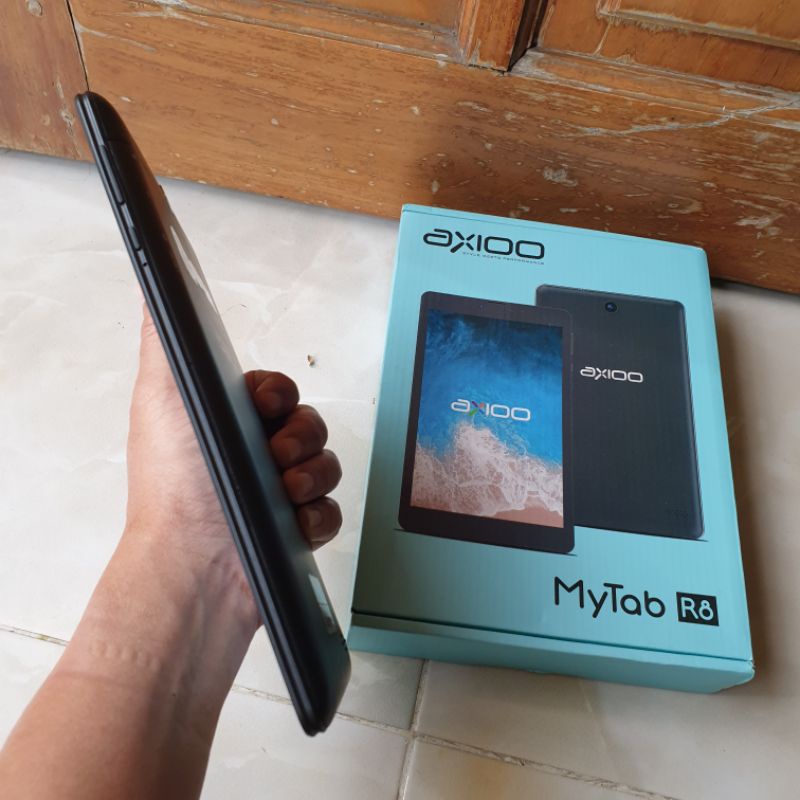 tablet axioo my tab r8 3/32 Ram 3gb rom 32gb normal lengkap siap pakai