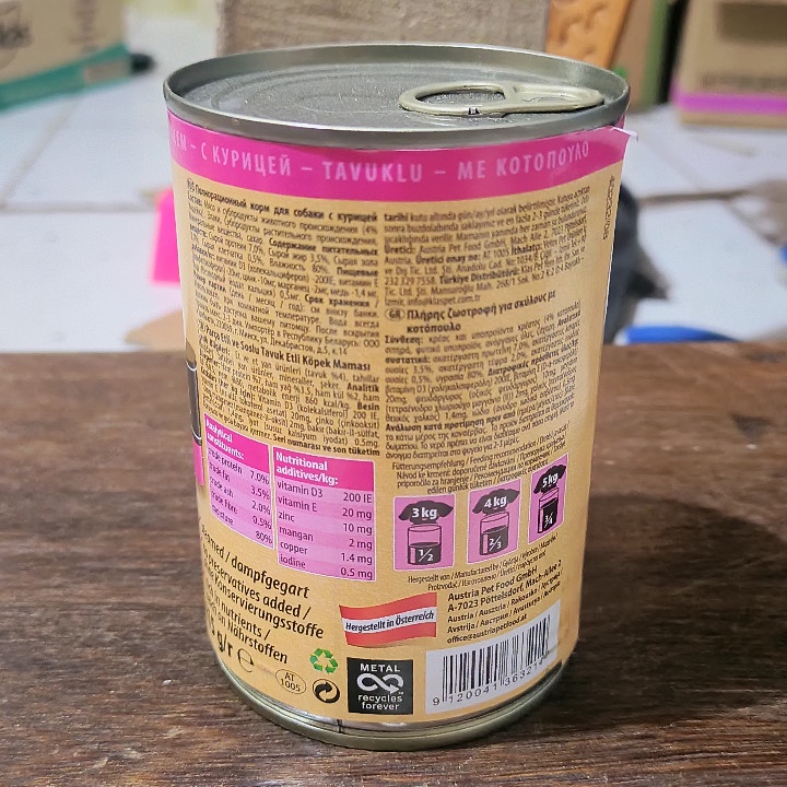 Makanan Anjing Dog Menue With Chicken In Sauce 415G Wet Food