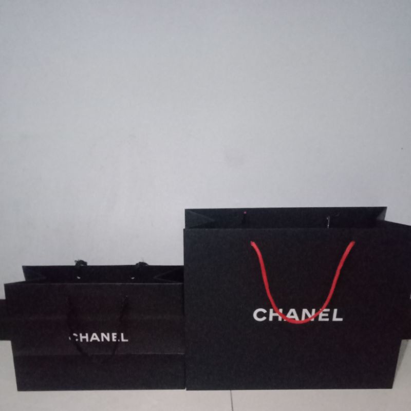 

tas kertas branded chanel standard