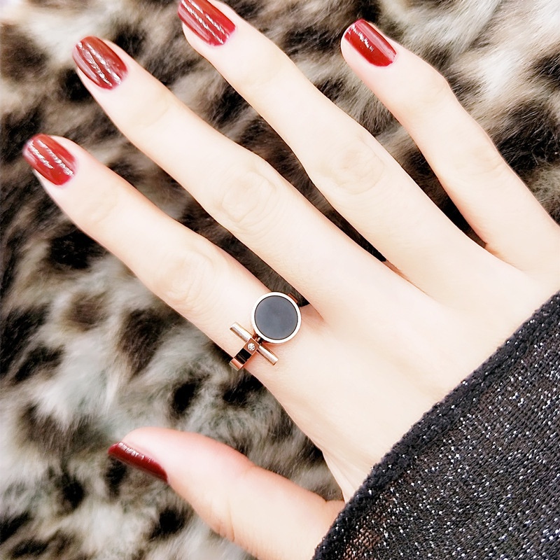 Cincin Berlian Permata Hitam Bahan Titanium Steel Warna Rose Gold