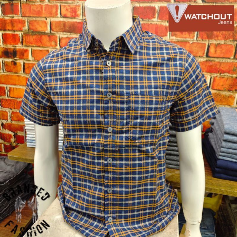 KEMEJA WATCHOUT PRIA ORIGINAL SLIMFIT LENGAN PENDEK TERBARU PROMO NAVY KOTAK