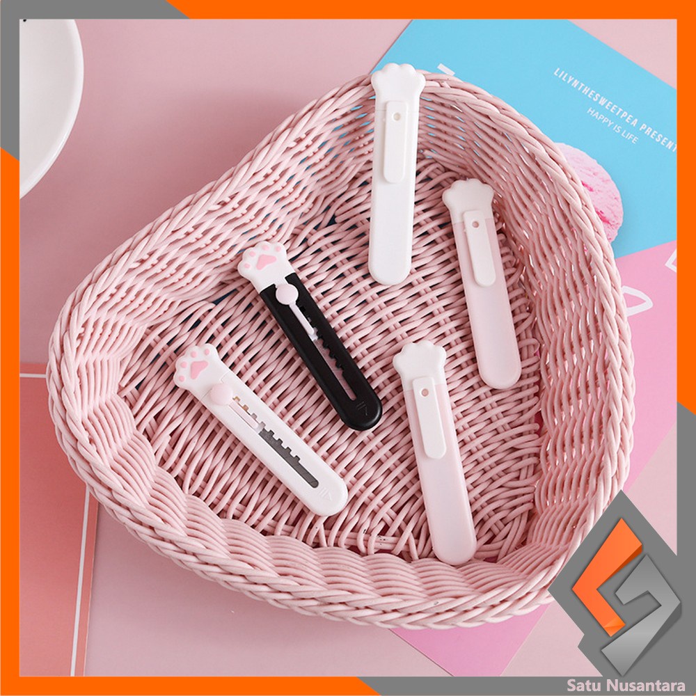 

SN-C786 Cutter Mini Portable Pisau Pemotong Kertas Model Animal / Kater Mini Cutter Unboxing Paket / Silet Kecil Travelling