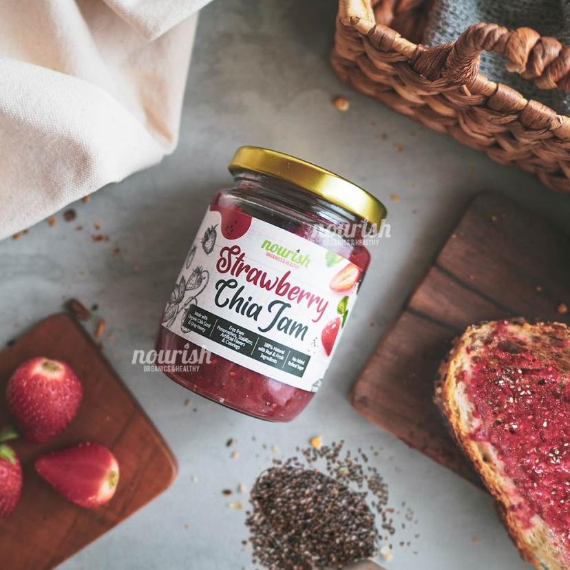 

✈ Strawberry Chia Jam with Uray 250 gr (Selai Strawberry Chia Seed) ✭