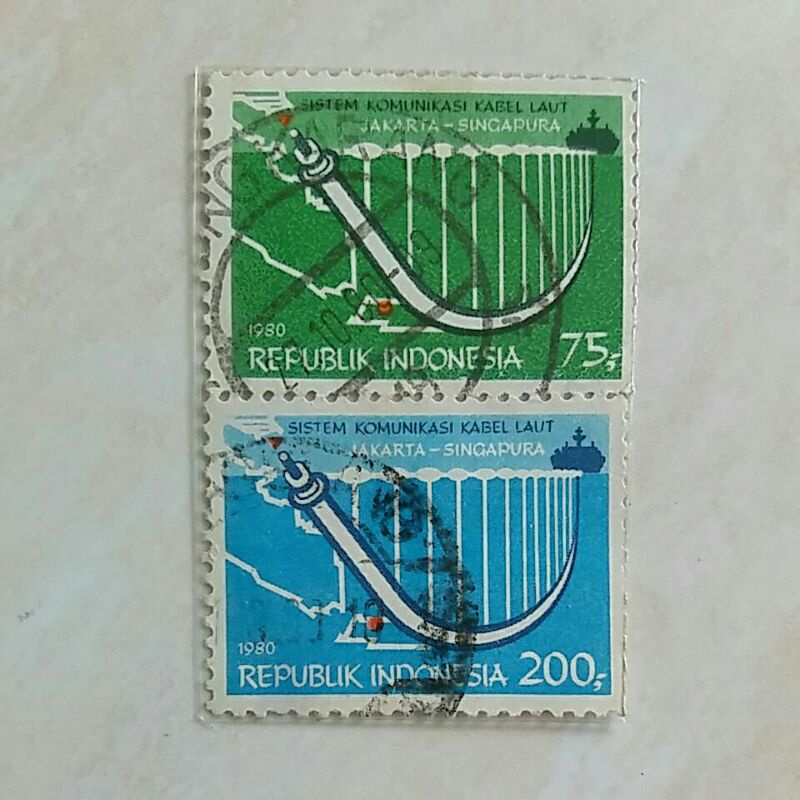 

(AC) Perangko Indonesia 1980 Sistem Komunikasi Kabel Laut Set Lengkap 2pcs Used
