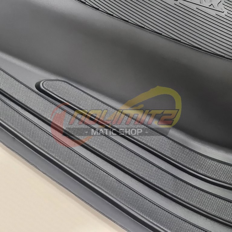 Karpet Karet NEMO Bordes Pijakan Kaki Vespa Sprint Primavera IGet