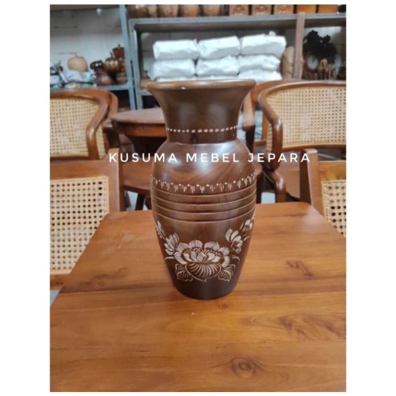 Vas Bunga Model Guci Ukir Bunga Kayu Jati - Tinggi 28cm