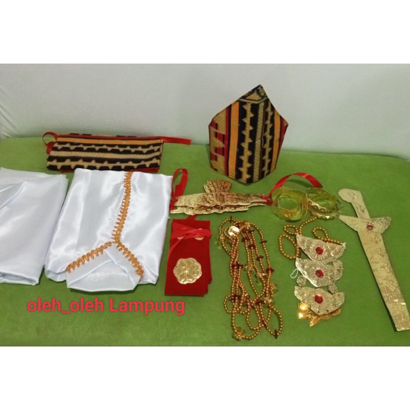 baju adat lampung murah/perlengkapan alat tari/kostum adat lampung murah