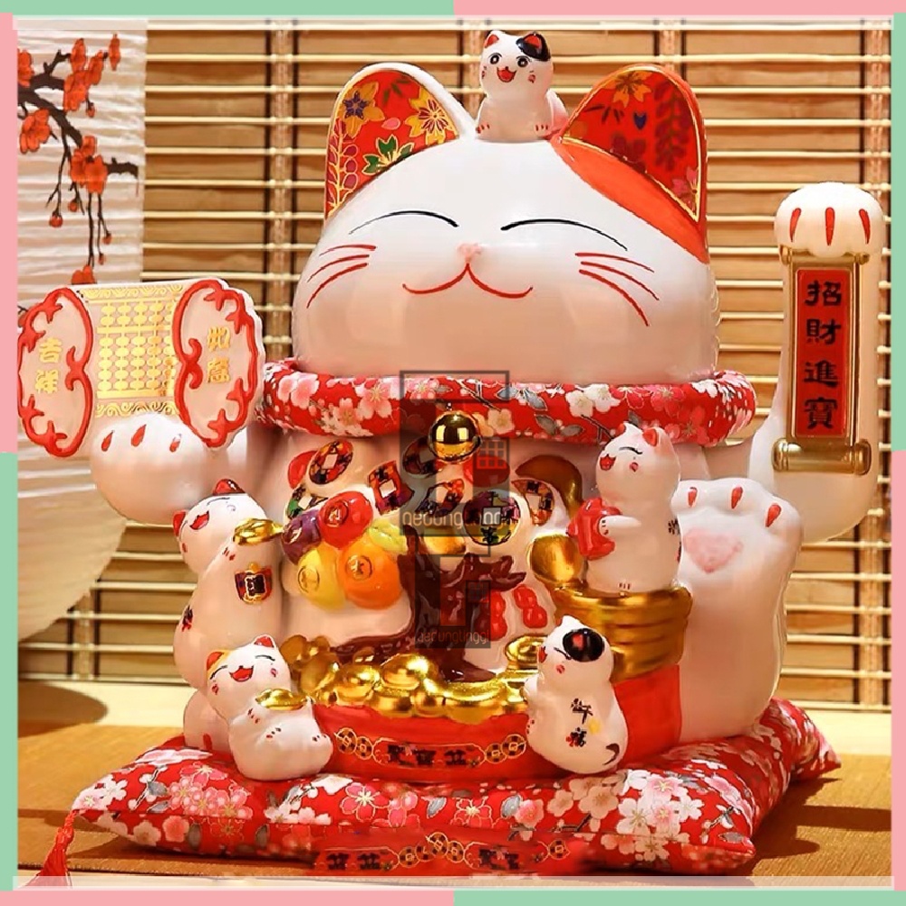 Patung Pajangan Boneka Hadiah Kado Hiasan Kucing Hoki Maneki Neko Maneko Neki Lucky Cat Fengshui Rejeki Rezeki Keberuntungan Porselen Ceramic Keramik Cina China Jepang Porselin Baterai Batrai Batre Listrik Meja Toko Kantor Cafe Kafe Murah Ukuran Besar Big