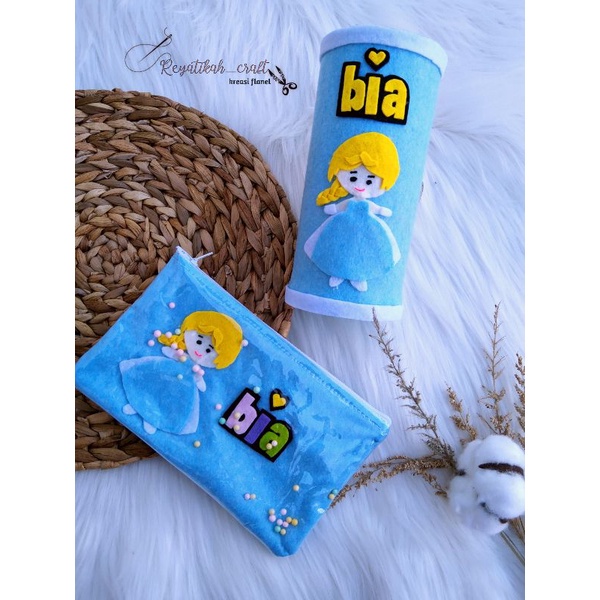 

Terlaris ✨ -SET TEMPAT PENSIL DAN CELENGAN, HADIAH ANAK, HADIAH ULANGTAHUN- 2.2.23