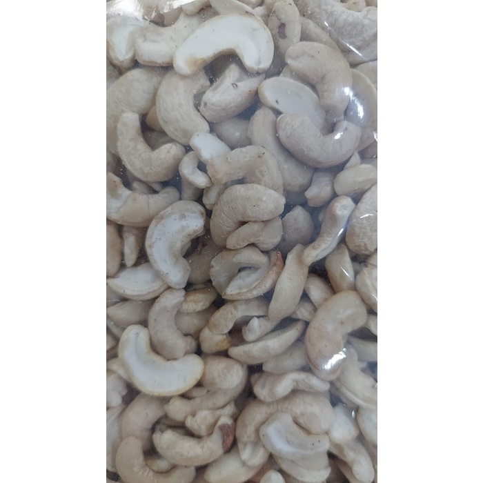 

Kacang Mede Belah / Chasew Nuts 100 Gram