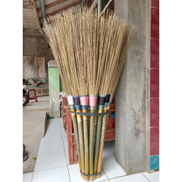 indichoco ( sapu lidi ) sapu lidi halaman sapu lidi gagang kayu sapu lidi panjang gratis ongkir sapu