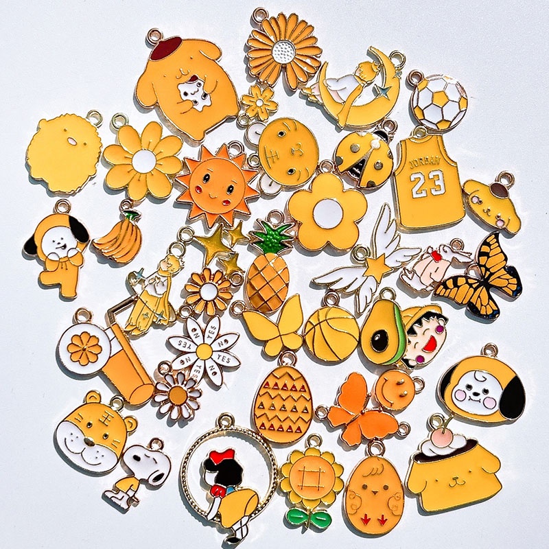 10-piece Seri Kuning Gaya Campur Grosir Drip Oil Alloy Pendant Copper Plated Charm Puppy Sun Flower Pendant