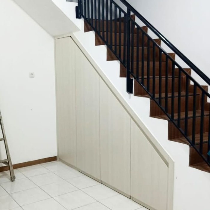 Terlaris Kabinet Bawah Tangga - Rak Bawah Tangga - Cover Pintu Bawah Tangga