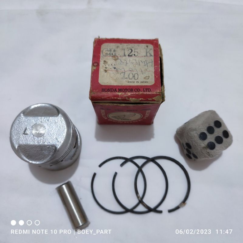 Piston seher kit assy set Honda cb125 cb 125 twin OS oversize over size 100 original AHM nos japan