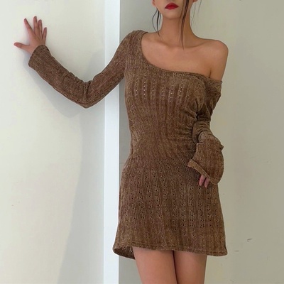 【AMY J】U-Neck Long Sleeve Slim Fit Mini Knitted Dresses  7518