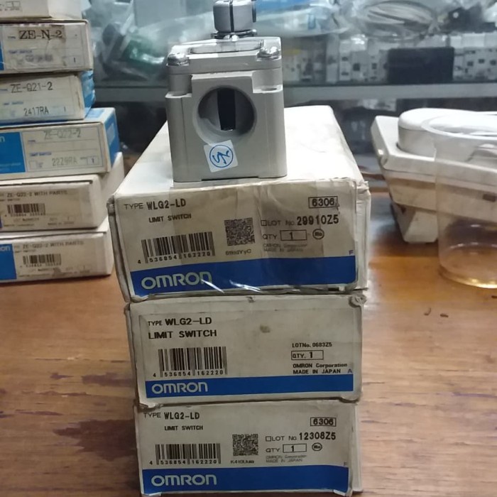 Terlaris Limit Switch Omron Wlg2-Ld Wlg2 Ld