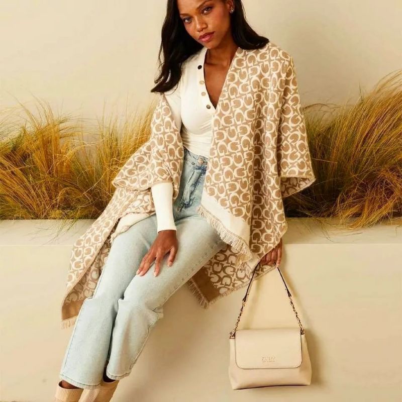 GUESSS Milena Flap Crossbody Bag